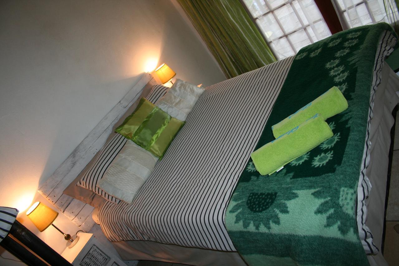 Akwela Guest Farm Hotel บลูมฟอนเทน ภายนอก รูปภาพ